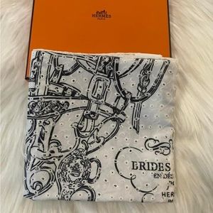 NEW Hermes Brides de Gala Broderie Anglaise Scarf 70 White and Black
